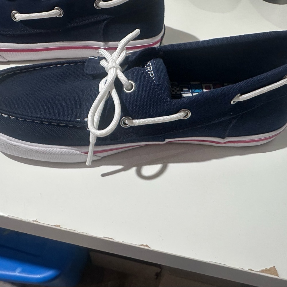 Sperry Navy Blue Boat Shoes with White Laces